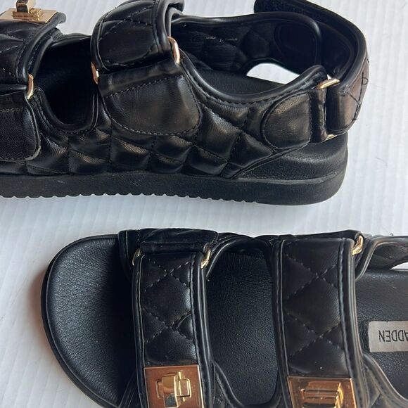 Steve Madden Mona Quilted Sandal in Black size 7 - Picture 9 of 13